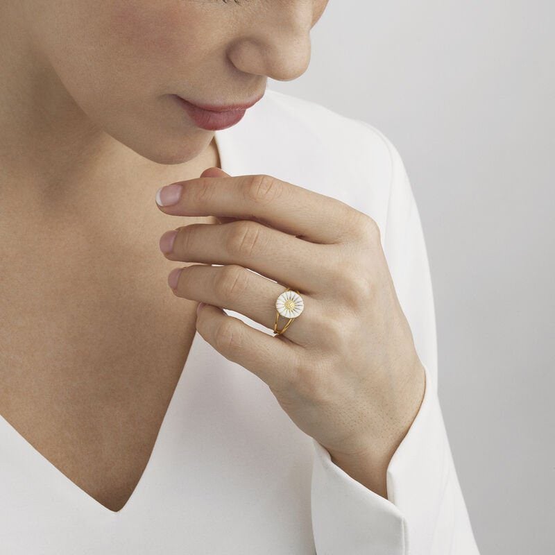 Shop Georg Jensen Daisy Jewellery at David M Robinson