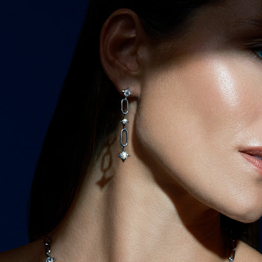 David M Robinson True North 18ct White Gold Diamond Drop Earrings