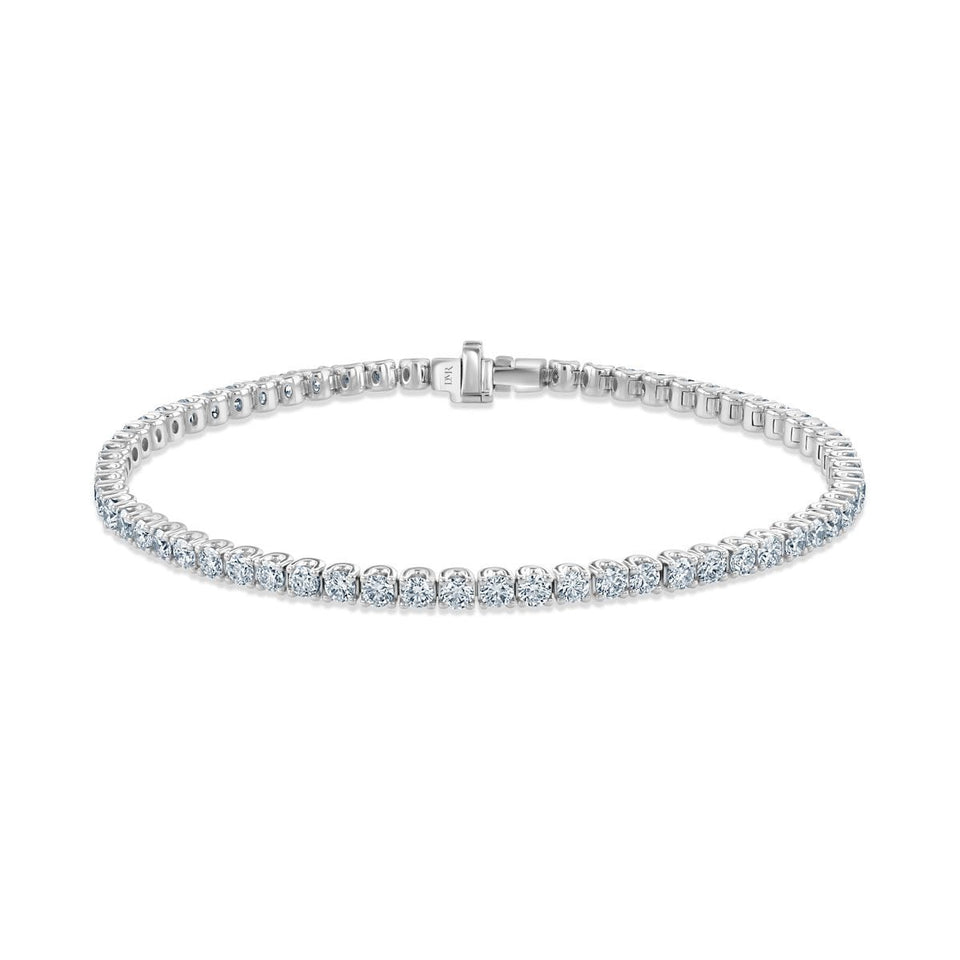 18ct White Gold Round Brilliant Cut Diamond Tennis Bracelet at David M Robinson