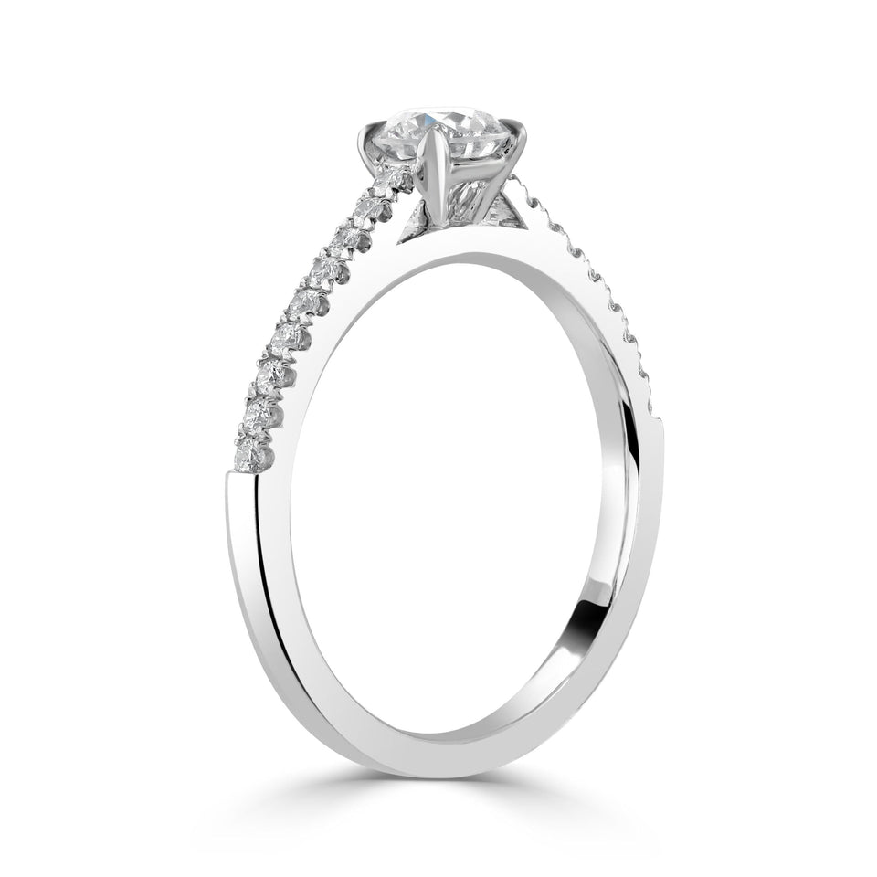 Round Brilliant Cut Platinum Diamond Ring
