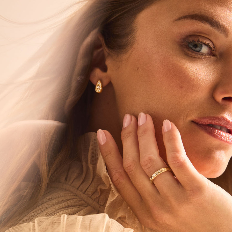 Cloud Nine 18ct Yellow Gold Diamond Jewellery at David M Robinson