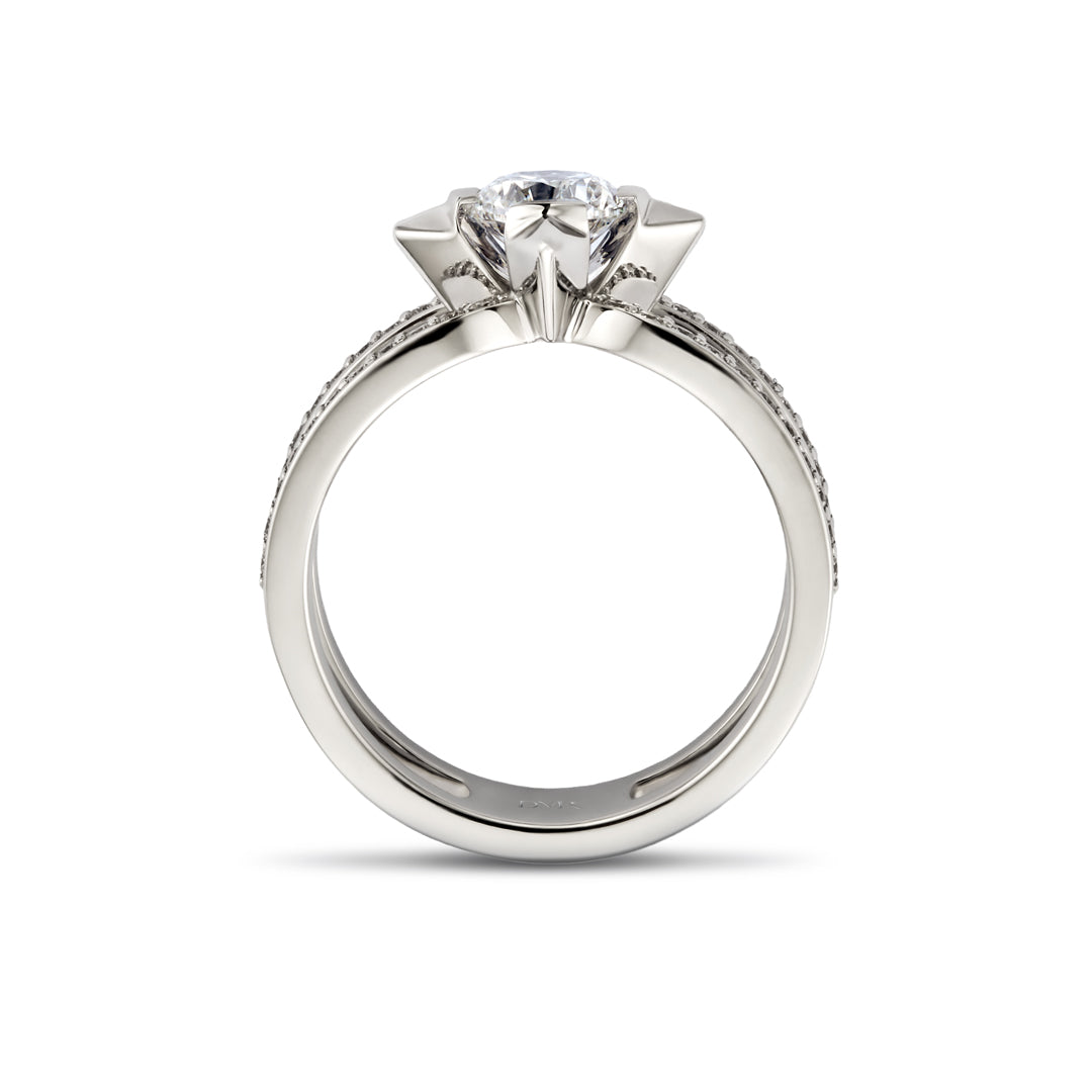 David M Robinson True North 18ct white gold Diamond Shoulder Ring