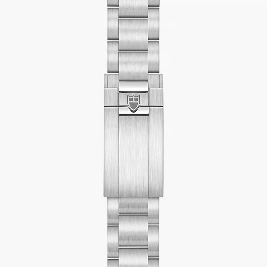 Shop TUDOR Black Bay 68 at David M Robinson