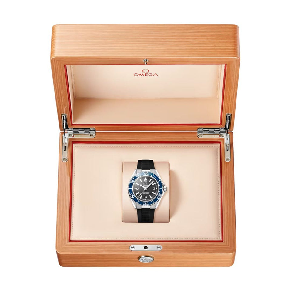 OMEGA Seamaster Planet Ocean 600M 42mm Automatic Watch at DMR and the OMEGA Boutique Liverpool
