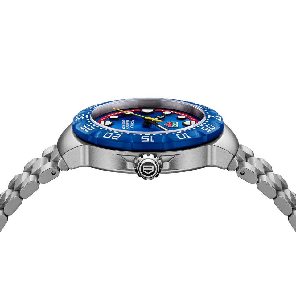 TAG Heuer Formula 1 Solargraph x Oracle Red Bull Racing WBY111F.BA0042 at David M Robinson