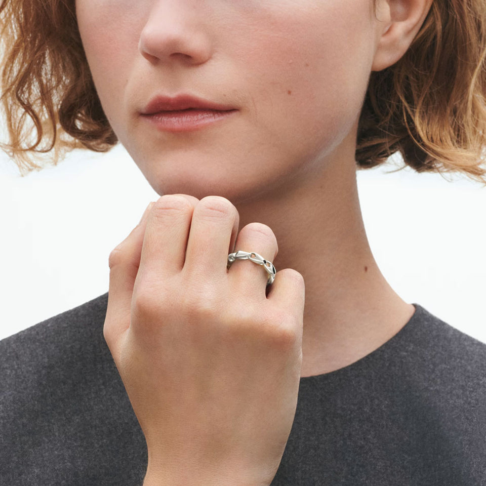 Georg Jensen Reflect Silver Chain Ring at David M Robinson