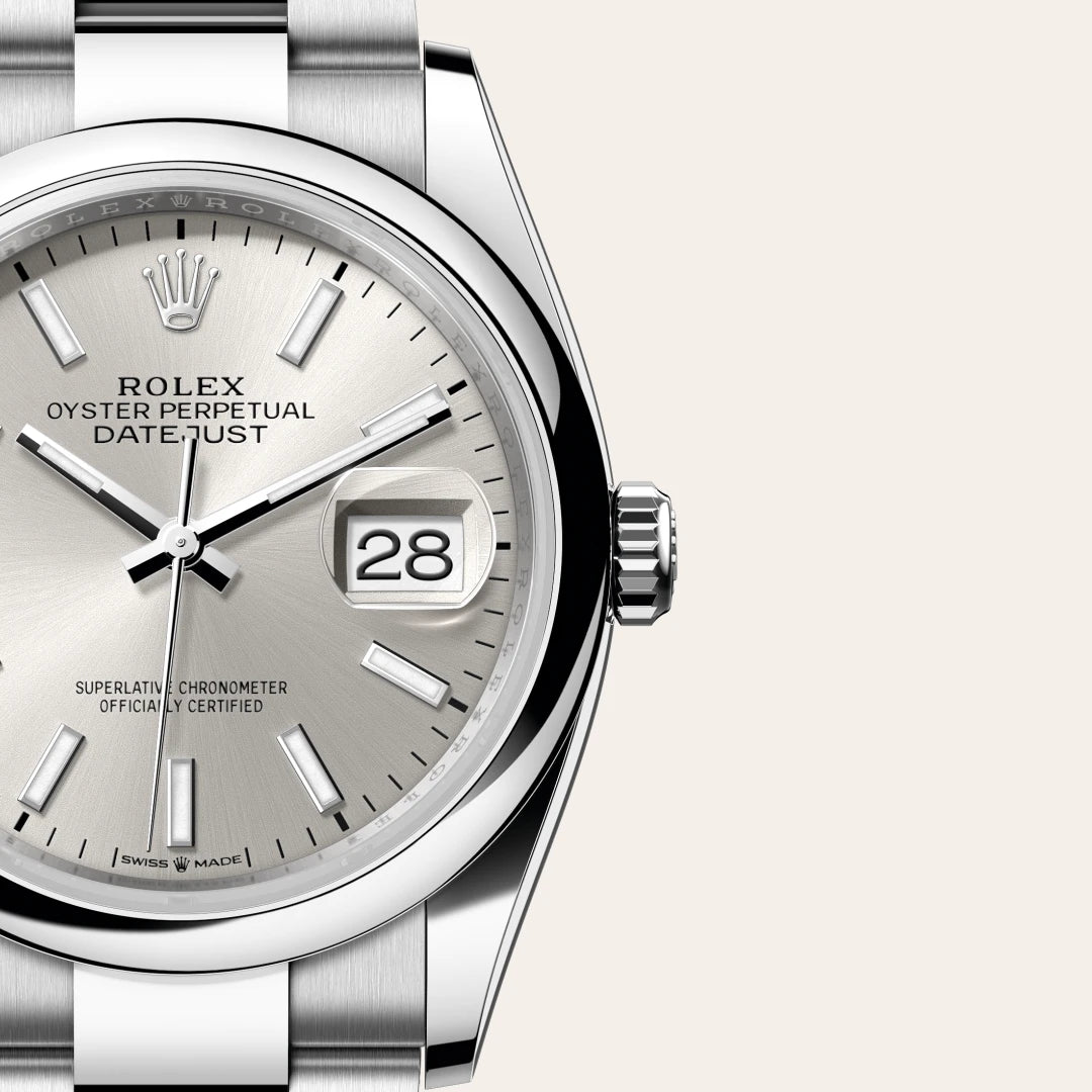 Rolex Datejust 36 in Oystersteel with a Silver dial, Domed bezel, Oyster, three-piece solid links bracelet