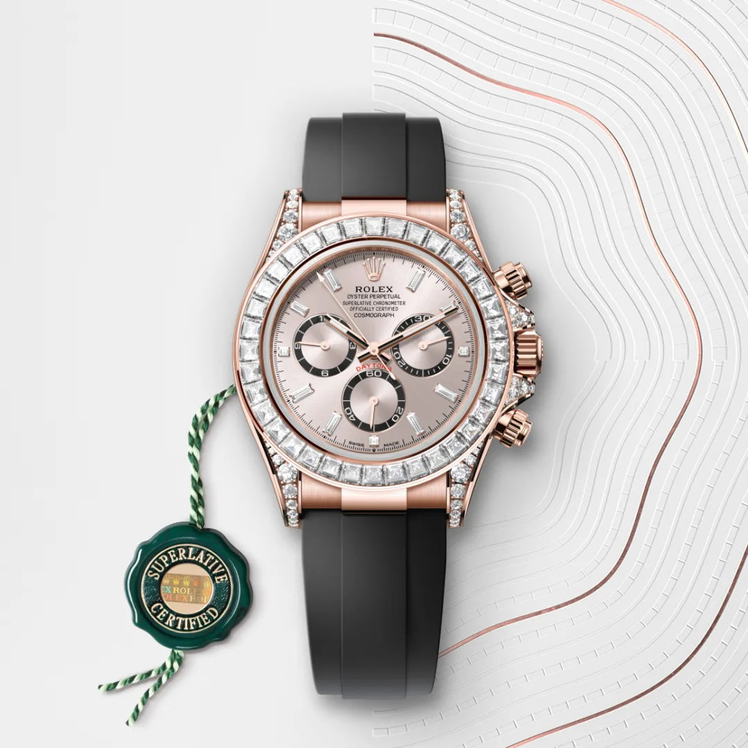 Rolex Cosmograph Daytona in 18 ct Everose gold with lugs set with diamonds with a Sundust, bright black counter rings set with diamonds dial, Set with diamonds bezel, Oysterflex bracelet
