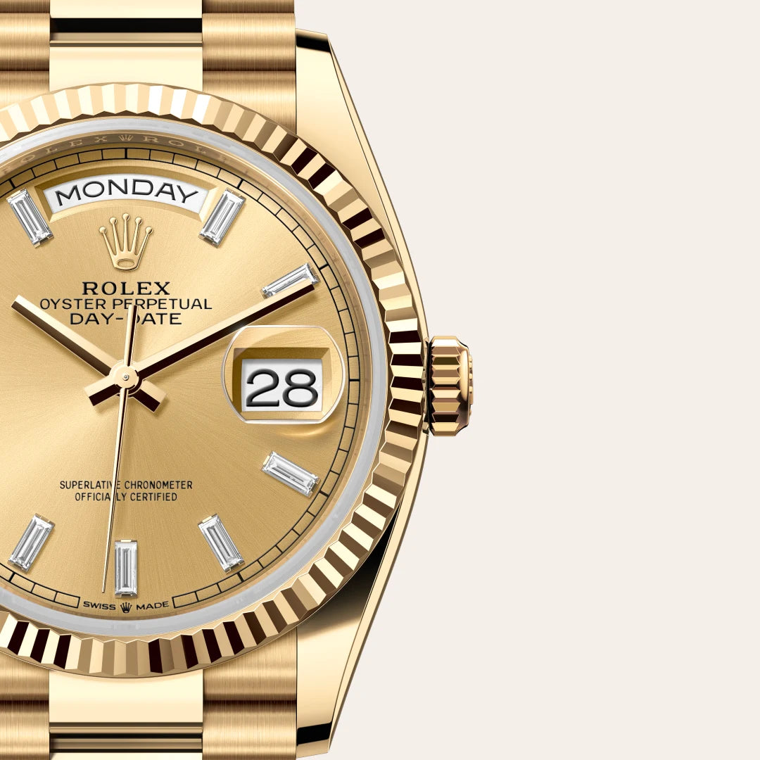 Rolex Day-Date 36 in 18 ct yellow gold with a Champagne-colour set with diamonds dial, Fluted bezel, President, semi-circular three-piece links bracelet