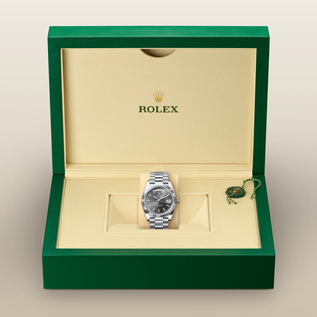 Rolex Day-Date 40 in Platinum with a Slate dial, Fluted bezel, President, semi-circular three-piece links bracelet