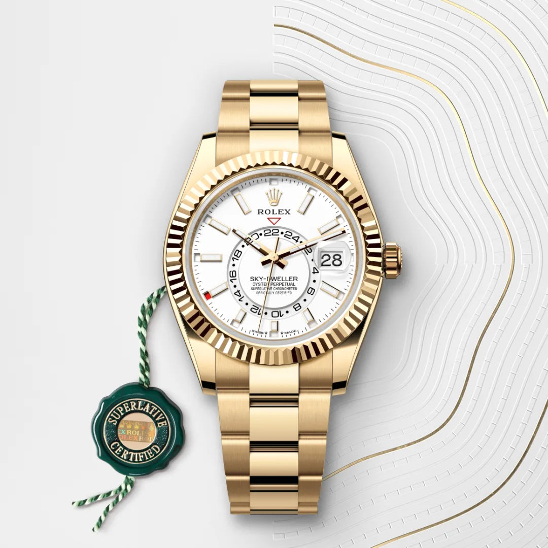 Rolex Sky-Dweller in 18 ct yellow gold with a Intense white dial, Fluted, bidirectional rotatable Rolex Ring Command bezel, Oyster, three-piece solid links bracelet