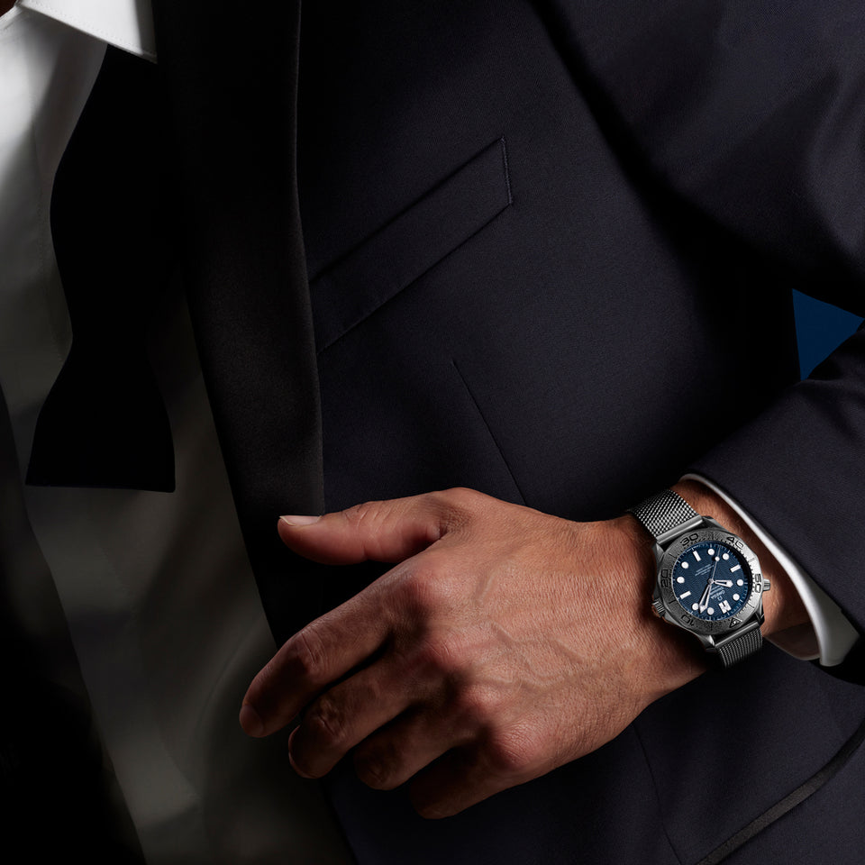 OMEGA Seamaster Diver 300M 42mm James Bond Edition 210.30.42.20.03.004 at David M Robinson